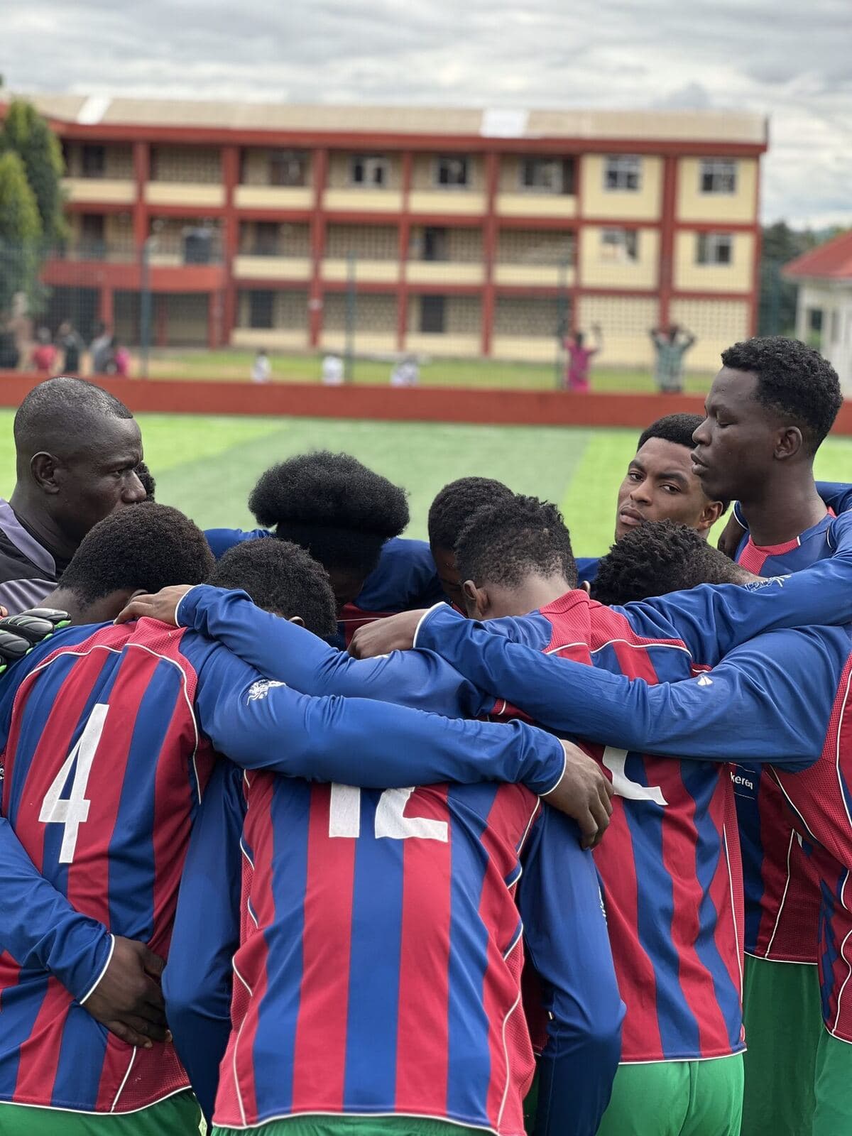 Team huddle before the final